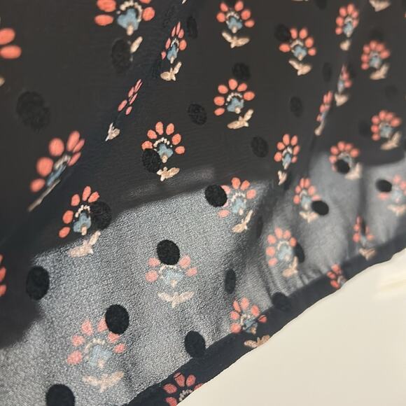 Les Serein Blouse XXL | NWOT | Boho velvet buttons | Workwear | Cottagecore Vibe - Picture 5 of 7